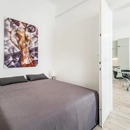 Riverside Molnar26 *